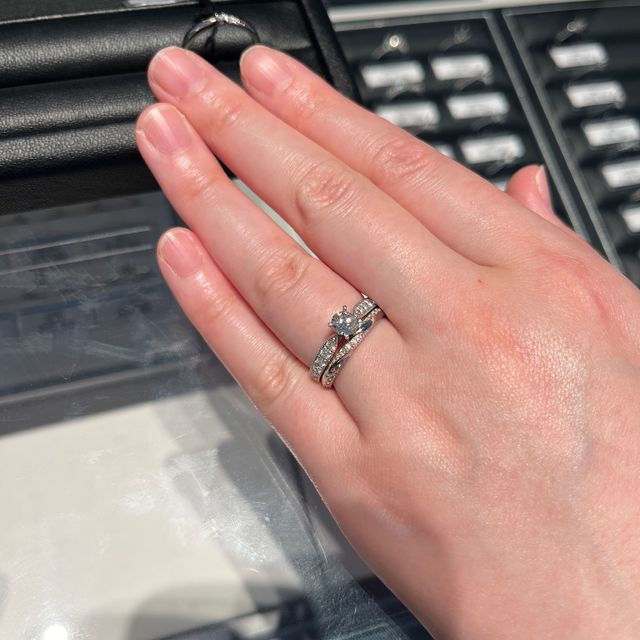 【エクセルコダイヤモンド(EXELCO DIAMOND)の口コミ】 全体的にしっかりした太さがあり、私の中では好みでした。（最近のトレン…