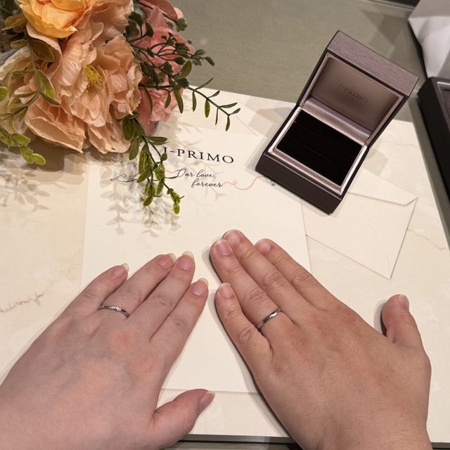 【アイプリモ(I-PRIMO)の口コミ】 指輪のおすすめポイントは女性の方は綺麗にダイヤモンドが敷き詰められて…