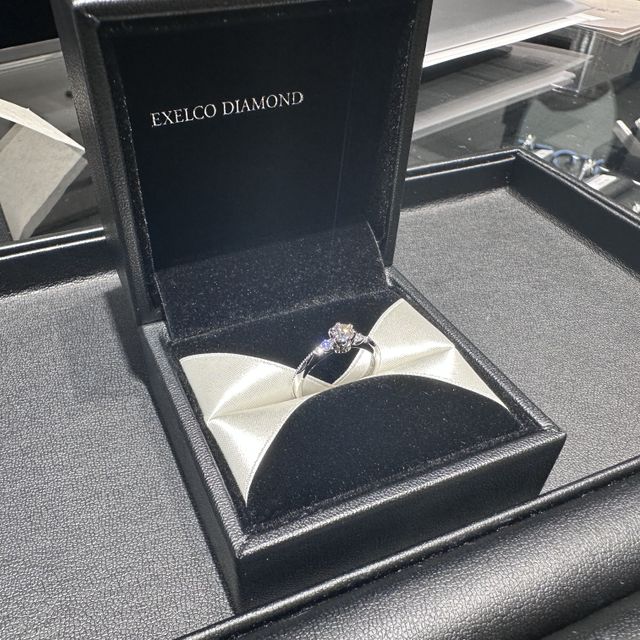 【エクセルコダイヤモンド(EXELCO DIAMOND)の口コミ】 デザインがシンプルかつ可愛いく主張しすぎない感じが使いやすいと思いま…