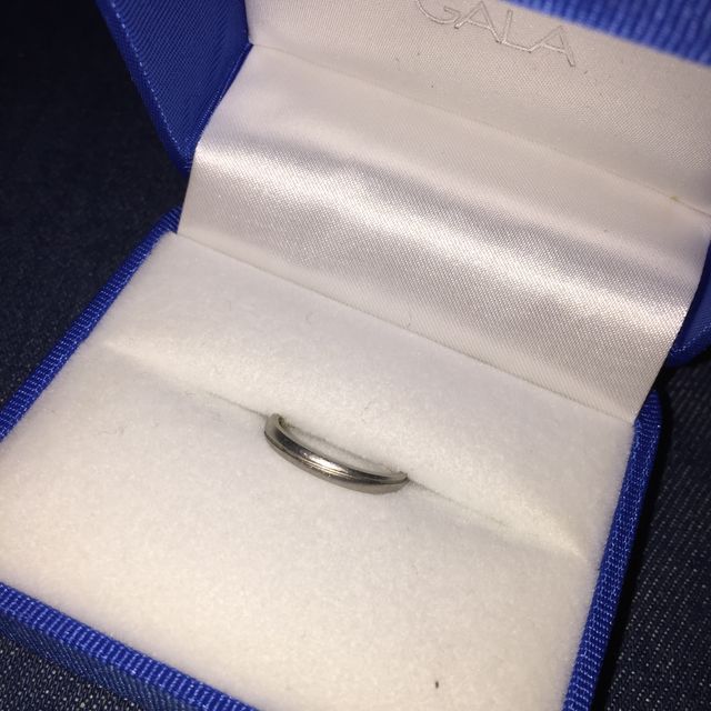 【GALA JEWELRY(ガラジュエリー)の口コミ】 値段と、デザイン。ごつごつしたのが嫌いだったのと似合わなかったので、…