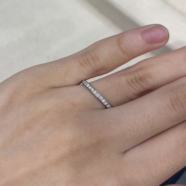 【DIYARTH(ディヤース)の口コミ】 カッターズブランドということもあり、ダイヤがたくさんあるハーフエタニ…