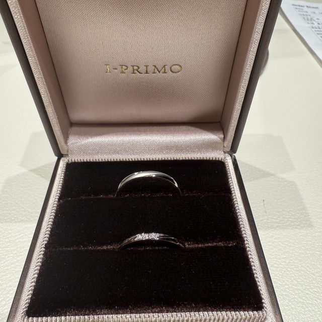 【アイプリモ(I-PRIMO)の口コミ】 シンプルでダイヤが斜めにデザインが入っているため指が細く見えました。…