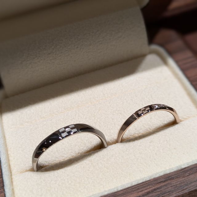 【TANZO.(鍛造指輪)の口コミ】 素材が多種類から選ぶことが出来るのはもちろんのこと、太さや形まで好き…