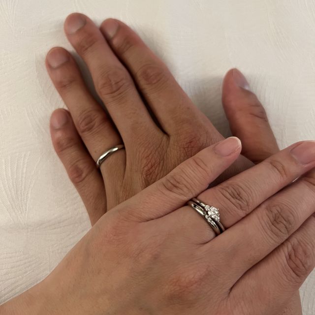 【銀座ダイヤモンドシライシの口コミ】 先日、婚約指輪をこちらで購入しました。スタッフの方がとても親身になっ…