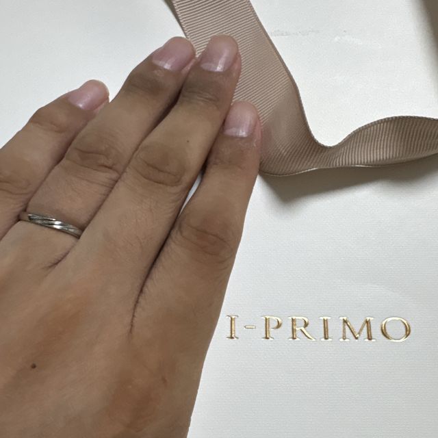 【アイプリモ(I-PRIMO)の口コミ】 シンプルの中にちょっとしたかっこいいデザイン含まれてて最高です。
後ろ…