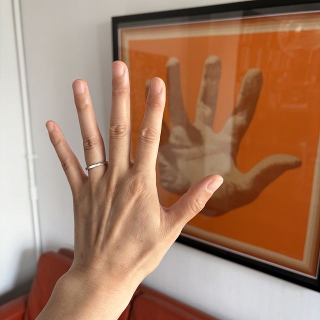 【ichi(イチ)の口コミ】 シンプルだけど人と被らない、また普段のどんな服装にも無理なく合う、自…