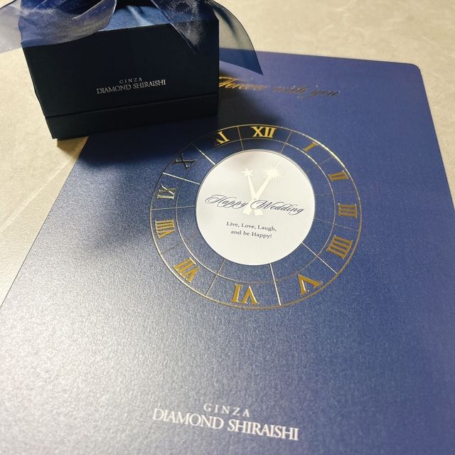 【銀座ダイヤモンドシライシの口コミ】 デザインが素晴らしい。
シンプルさにワンポイントで、マットを施して個性…