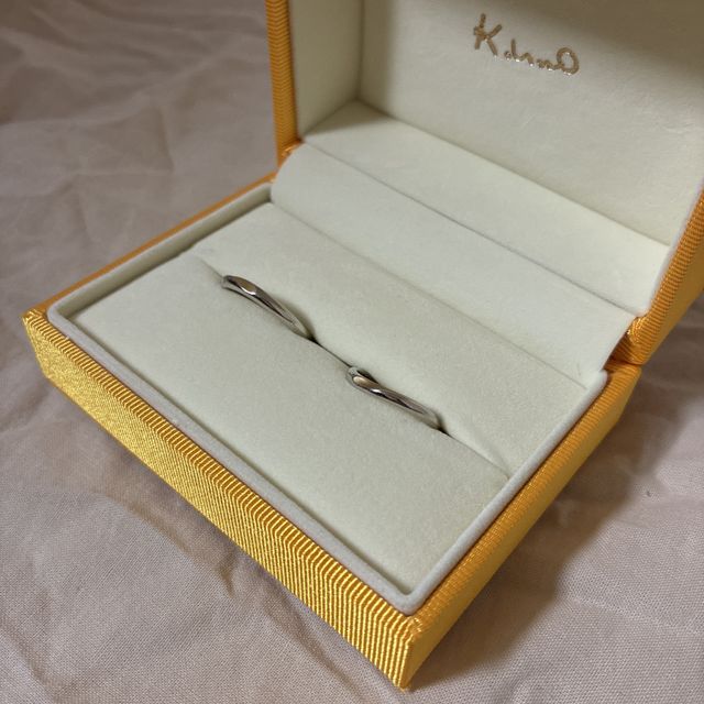 【ケイウノ ブライダル(K.UNO BRIDAL)の口コミ】 まっすぐよりはウェーブがかかったものが良く、予算内のものが見つかりま…