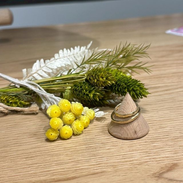 【CRAFY(クラフィ)の口コミ】 指輪のデザインが自由に決めれて、個人個人が好んだデザインで作れるので…