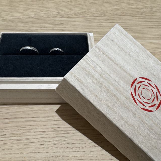 【出雲結(いずもゆい)の口コミ】 意味合いが込められている素敵なデザインで、加工もとても綺麗です。着け…