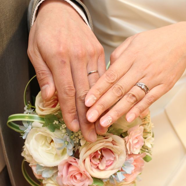 【Flowers(フラワーズ)の口コミ】 デザインがドンピシャで自分好みでした。
初めて写真で見た時から気になっ…