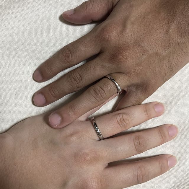 【CRAFY(クラフィ)の口コミ】 元々はリボンの形のデザインでした。
デザインとして主人が気に入り、形と…