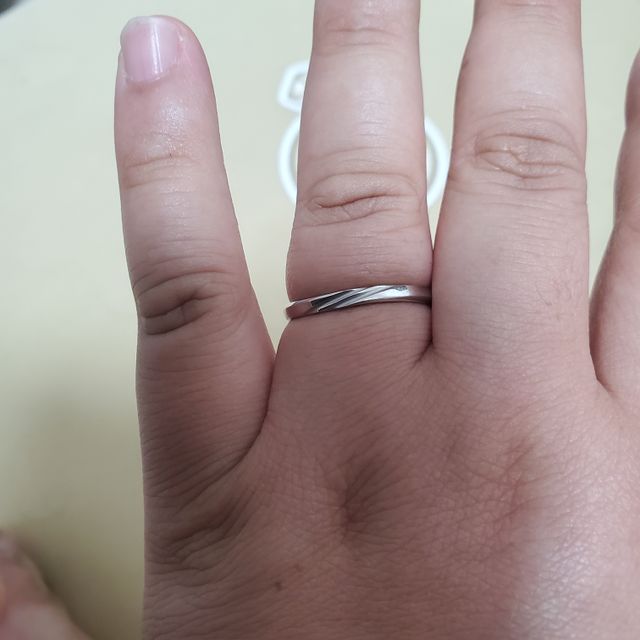 【アイプリモ(I-PRIMO)の口コミ】 男性目線ですが普段つける場合は、あまりデザインが派手すぎないシンプル…