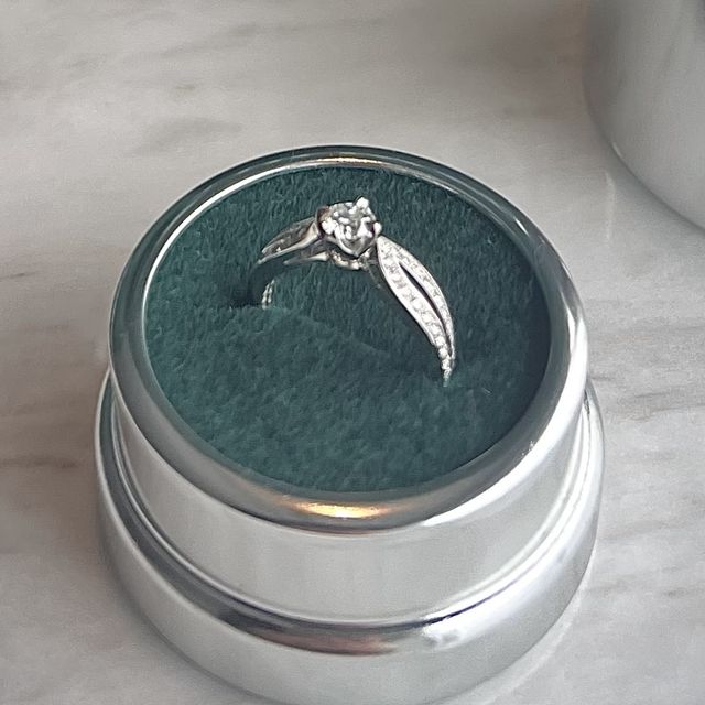 【ブシュロン(BOUCHERON)の口コミ】 店頭で試着した時に、デザインの可愛さ、上品さに、これだ！！と思ったの…