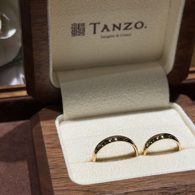 【TANZO.(鍛造指輪)の口コミ】 とても綺麗でツヤがあり満足です！
シンプルなデザインが希望だったので良…
