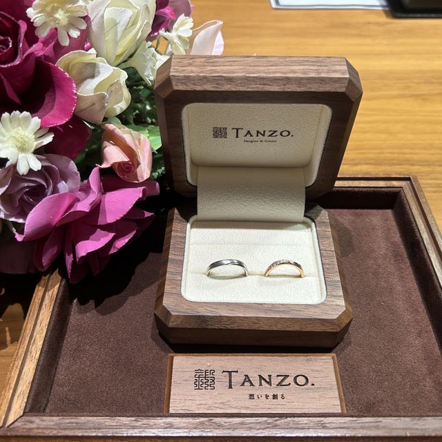 【TANZO.(鍛造指輪)の口コミ】 ゴールドの種類が豊富でその中から自分に合う色のゴールドを選ぶことがで…