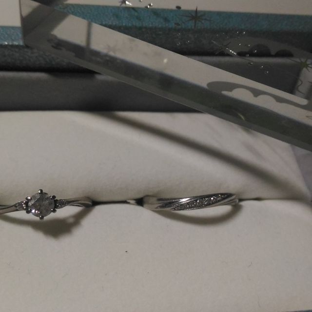 【Disney Cinderella(ディズニー シンデレラ)の口コミ】 とにかくディズニーが大好きだったので指輪は絶対ディズニープリンセスモ…