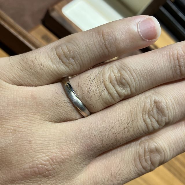【TANZO.(鍛造指輪)の口コミ】 金線2本とマット加工のウェーブリングを依頼しました！かっこよくて渋いオ…