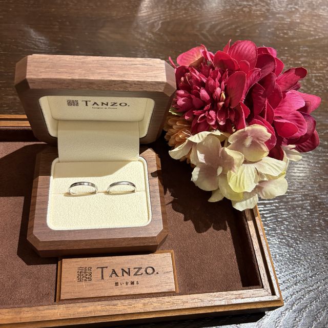 【TANZO.(鍛造指輪)の口コミ】 鍛造製法により、金属を溶かして型にはめて作る鋳造製法よりも頑丈な指輪…