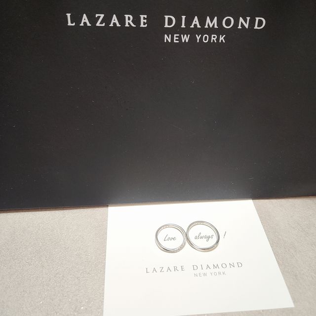 【ラザール ダイヤモンド(LAZARE DIAMOND)の口コミ】 派手すぎず、でもダイヤモンドが綺麗で、日常でもちょうどいいキラキラ感…