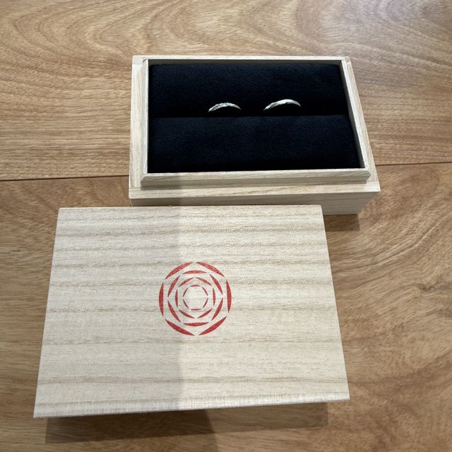 【出雲結(いずもゆい)の口コミ】 和風コンセプトで個性的かつ飽きのないデザインです。
ダイヤが引っかから…