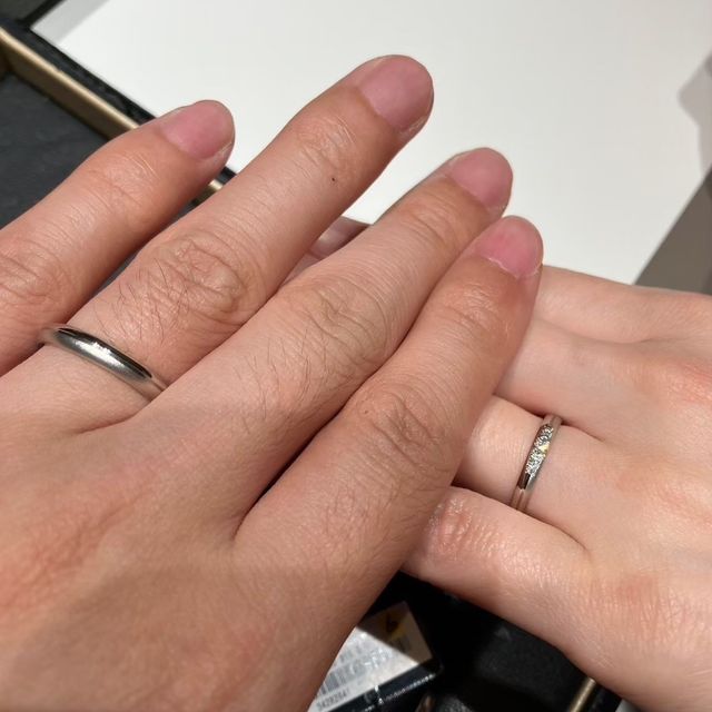 【ラザール ダイヤモンド(LAZARE DIAMOND)の口コミ】 事前にHPでデザインを見て、ダイヤの入り方がティアラみたいで可愛いと思…