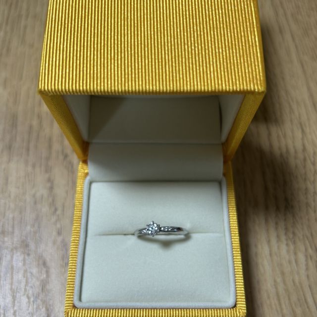 【ケイウノ ブライダル(K.UNO BRIDAL)の口コミ】 　初めは、違う店舗で婚約指輪を見させていただき、その甲斐もあり別の店…
