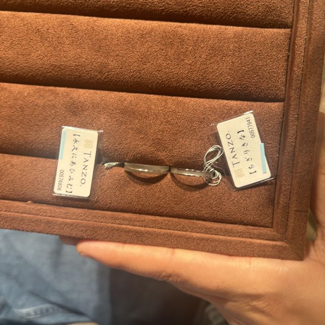 【TANZO.(鍛造指輪)の口コミ】 素材、太さ、甲丸など内側・外側の形、ダイヤの数やスターダストなどのさ…