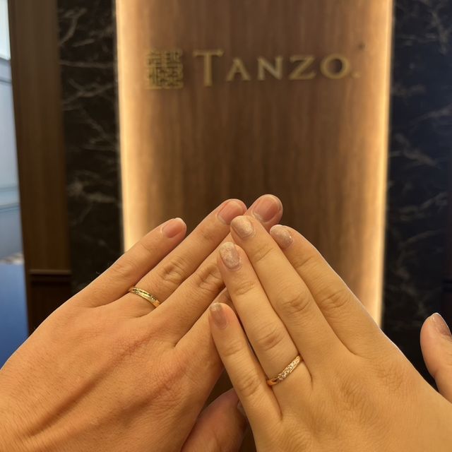 【TANZO.(鍛造指輪)の口コミ】 色味もデザインも思った通りの作りで
最高です。シンプルなのに存在感があ…