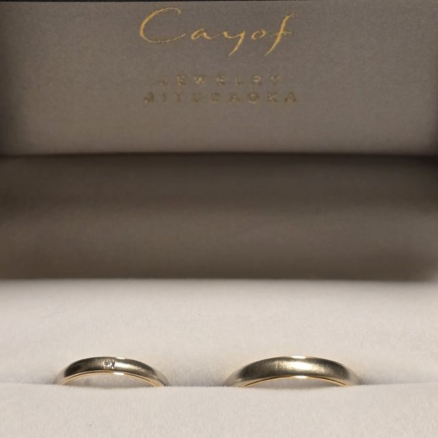 【Cayof(カヨフ)の口コミ】 ツートンカラーにして、さりげなく縁を金色にしました。
メインとなるとこ…