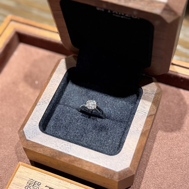 【TANZO.(鍛造指輪)の口コミ】 結婚10周年に向けて、8周年で結婚指輪とエンゲージを新しくしようと探し始…