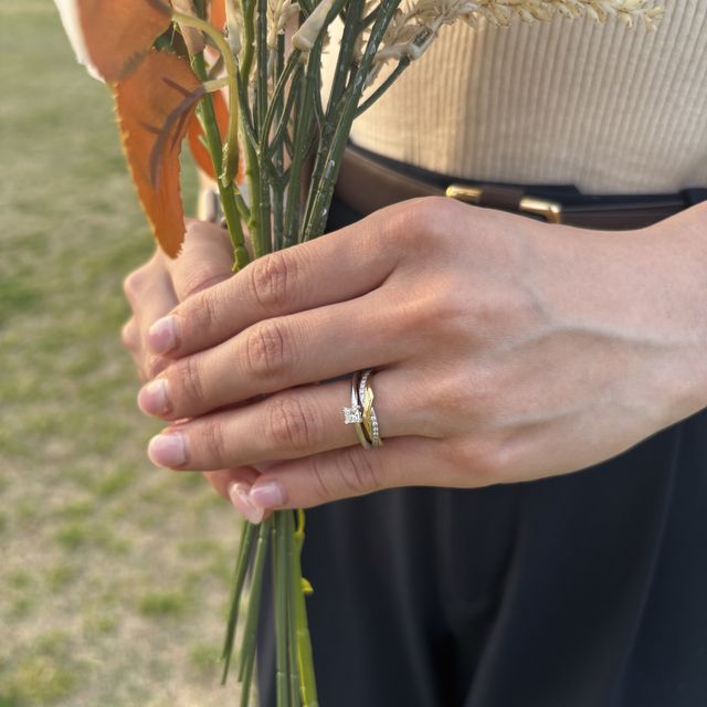 【エクセルコダイヤモンド(EXELCO DIAMOND)の口コミ】 プラチナとゴールドがどちらもあるので、普段から合わせやすいと思います…