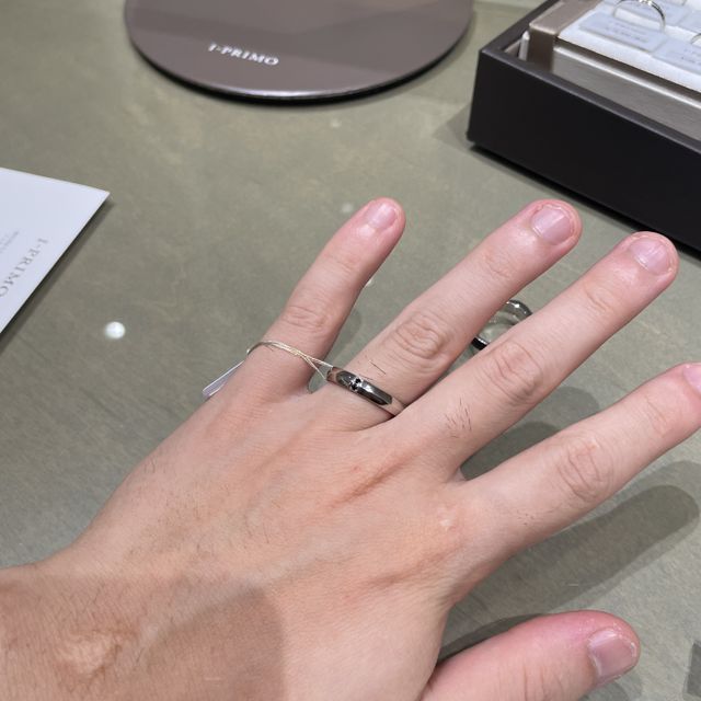 【アイプリモ(I-PRIMO)の口コミ】 私服の時にデザイン性がありおしゃれに見えそうだったのでこれに決めまし…