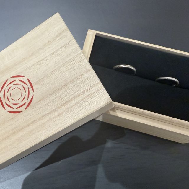 【出雲結(いずもゆい)の口コミ】 デザインがシンプルで、普段付けてても邪魔をしないです！
また、セミオー…