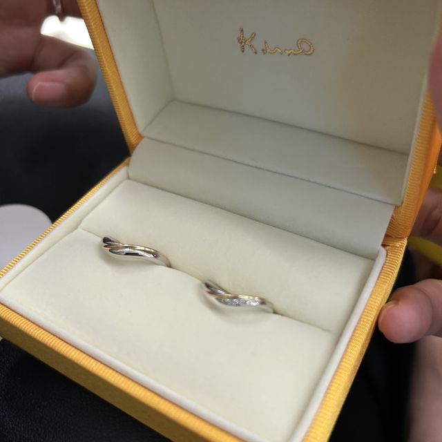 【ケイウノ ブライダル(K.UNO BRIDAL)の口コミ】 今回購入した指輪は、おしゃれで洗練されたデザインがとても気に入りまし…