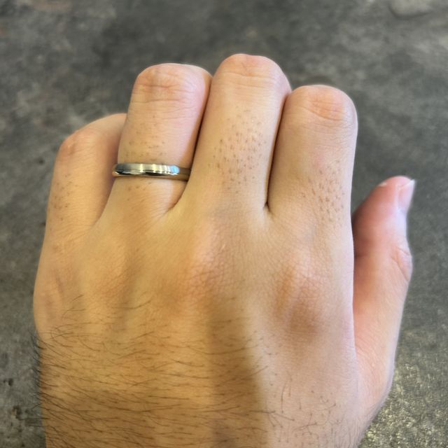 【アイプリモ(I-PRIMO)の口コミ】 シルバーのシンプルなデザインを求めていた為、ぴったりの仕様でした。ま…