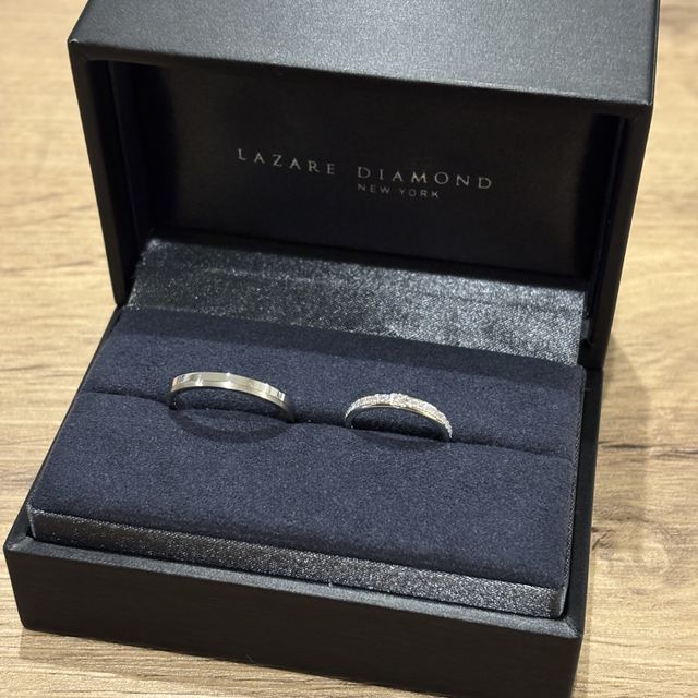 【ラザール ダイヤモンド(LAZARE DIAMOND)の口コミ】 アプローズはハーフエタニティでダイヤモンドの輝きが美しいです。ハンプ…