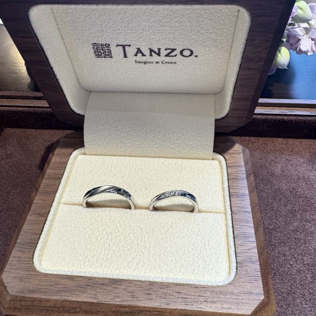 【TANZO.(鍛造指輪)の口コミ】 職人さんが鍛造製法で作っていただきました。自分たちの納得のいくデザイ…
