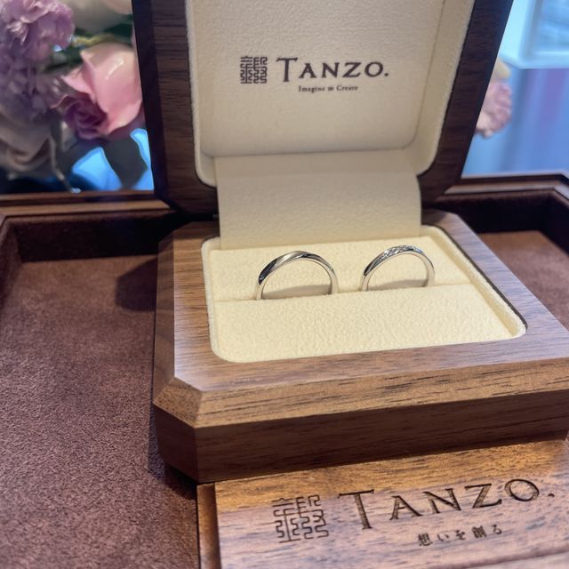 【TANZO.(鍛造指輪)の口コミ】 鍛造製法で作ることができ、自分の好みのデザインを店員さんと相談しなが…