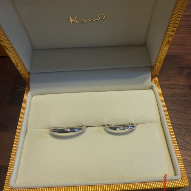 【ケイウノ ブライダル(K.UNO BRIDAL)の口コミ】 二人で作れる結婚指輪で、かつ名の知れたところでお願いしたいという理由…