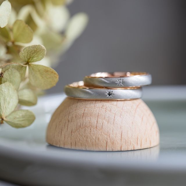 【Cayof(カヨフ)の口コミ】 ・デザインに関して
もともと被りにくいデザインでシンプルなものを探して…