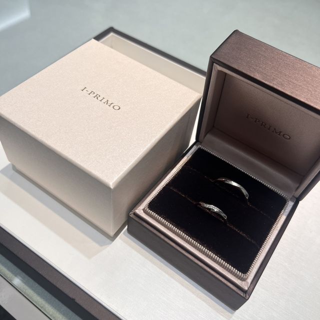 【アイプリモ(I-PRIMO)の口コミ】 アイプリモでしか出会えないブラウンゴールドのデザインに一目惚れしまし…