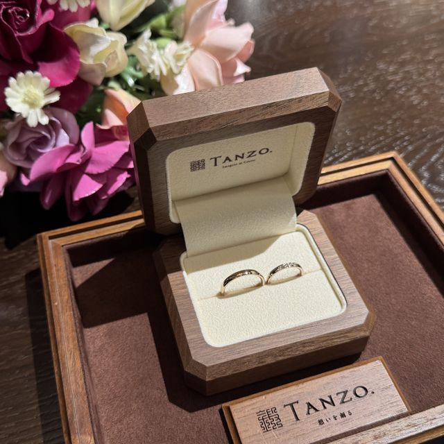 【TANZO.(鍛造指輪)の口コミ】 オーダーメイドなので、他の人と被らないようなデザインもできますが、シ…