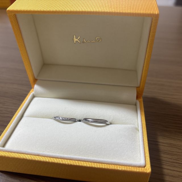 【ケイウノ ブライダル(K.UNO BRIDAL)の口コミ】 指輪のデザインは海の波をイメージしたウェイブという指輪を選びました。…