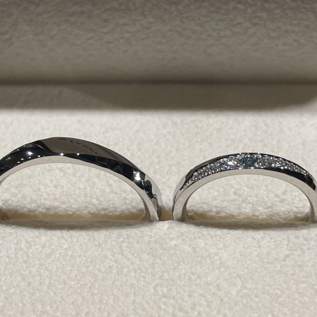 【TANZO.(鍛造指輪)の口コミ】 男の指輪なのでシンプルにしつつも、槌目を入れることで存在感を出し、エ…