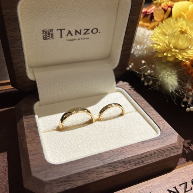 【TANZO.(鍛造指輪)の口コミ】 シンプルで手に馴染むデザインなので、毎日自然に着けられるところが気に…
