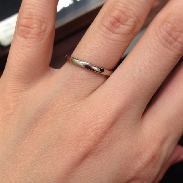 【TRESOR(トレゾア)の口コミ】 鍛造という製法で強度が高いということと、2人の地元である神戸のブランド…