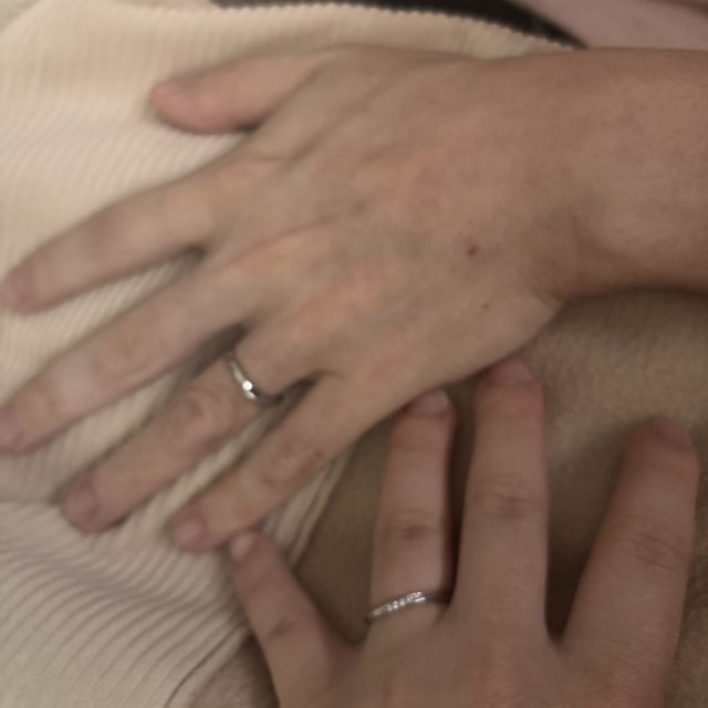 【アイプリモ(I-PRIMO)の口コミ】 シンプルながらも洗練されたデザインで、指にすっと馴染む着け心地が魅力…