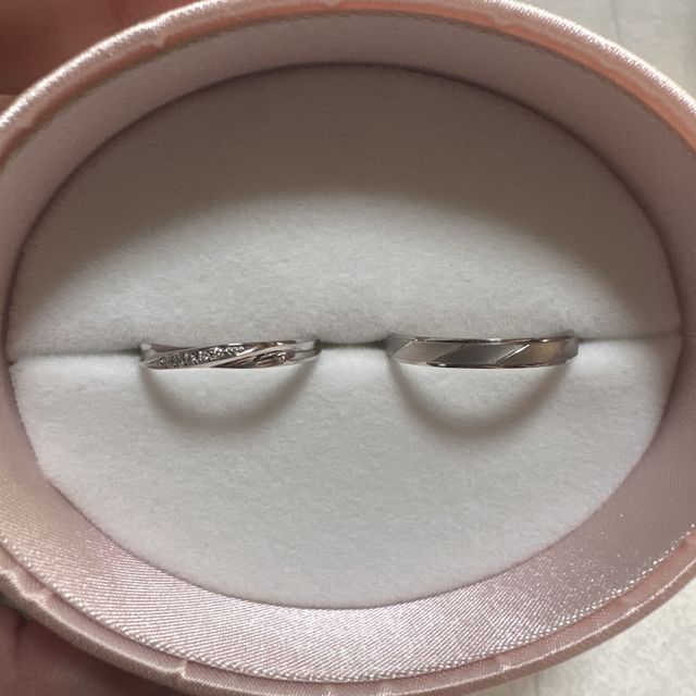 【insembre(インセンブレ)の口コミ】 プラチナでアレルギーの心配もなく、付けやすくてとても良かったです！デ…