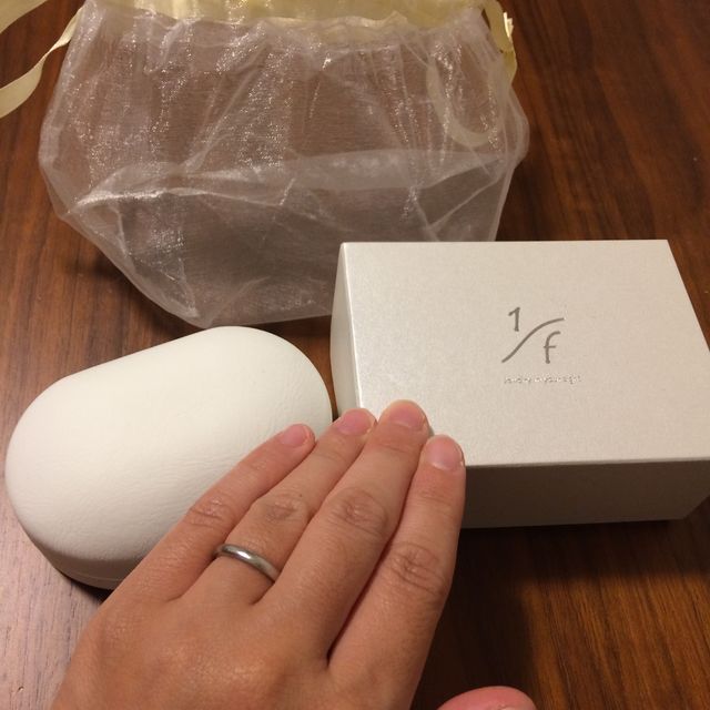 【１／ｆ エフブンノイチの口コミ】 長い間着用するものなので飽きのこないシンプルラインを探していました。…